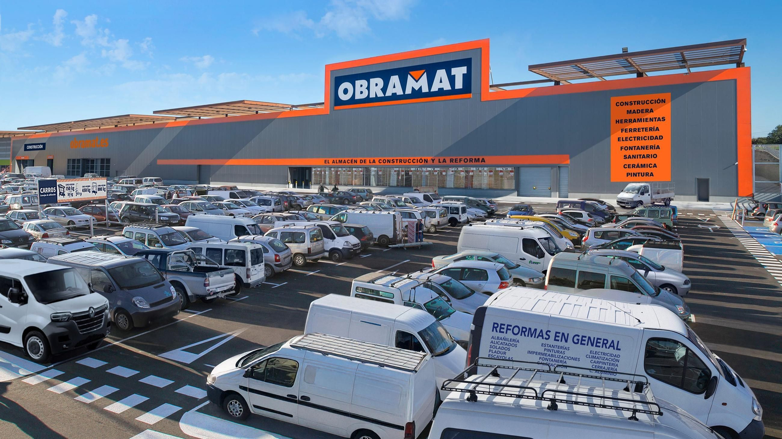 MÁS DE 7.700 m2 DE SUPERFICIE CON TODOS LOS OFICIOS DEL SECTOR