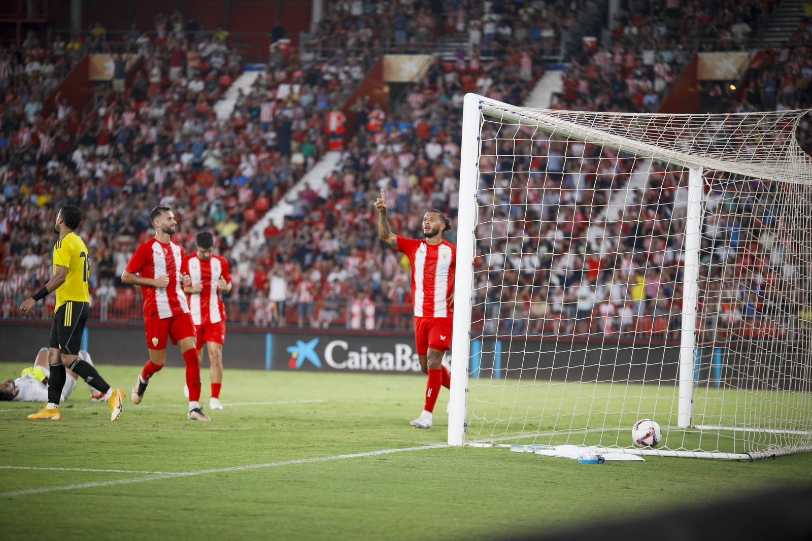 Imágenes del UD Almería-Al-Nassr, Memorial Juan Rojas