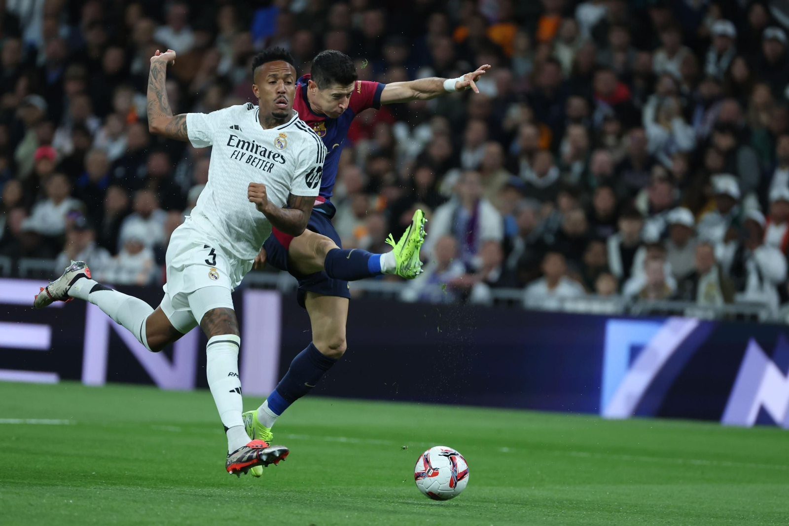 La prolongación del Real Madrid - Barcelona: todas las fotos