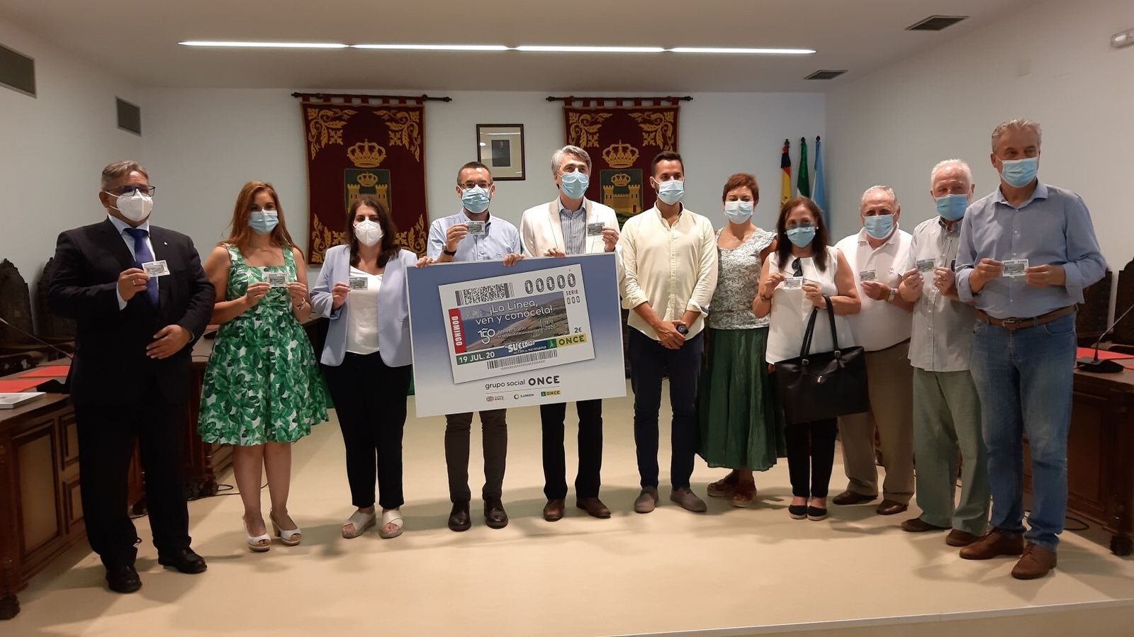 La presentación del cupón de la ONCE que conmemora el 150 aniversario de La Línea