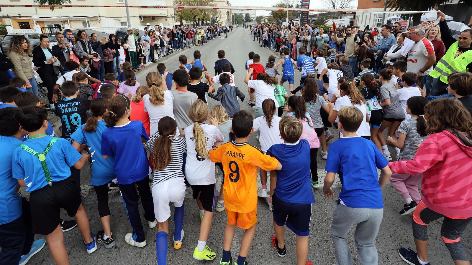 Búscate en la 4ª carrera infantil benéfica Bomberos de Jerez 2024