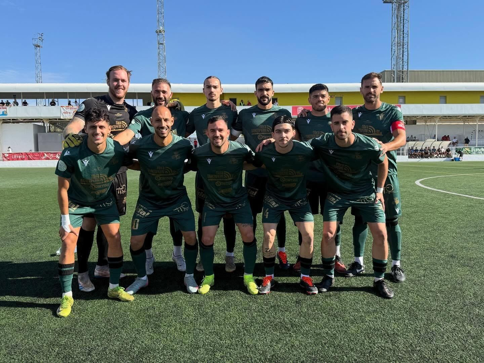 Formación inicial de los chiclaneros en el San Juan Bosco.