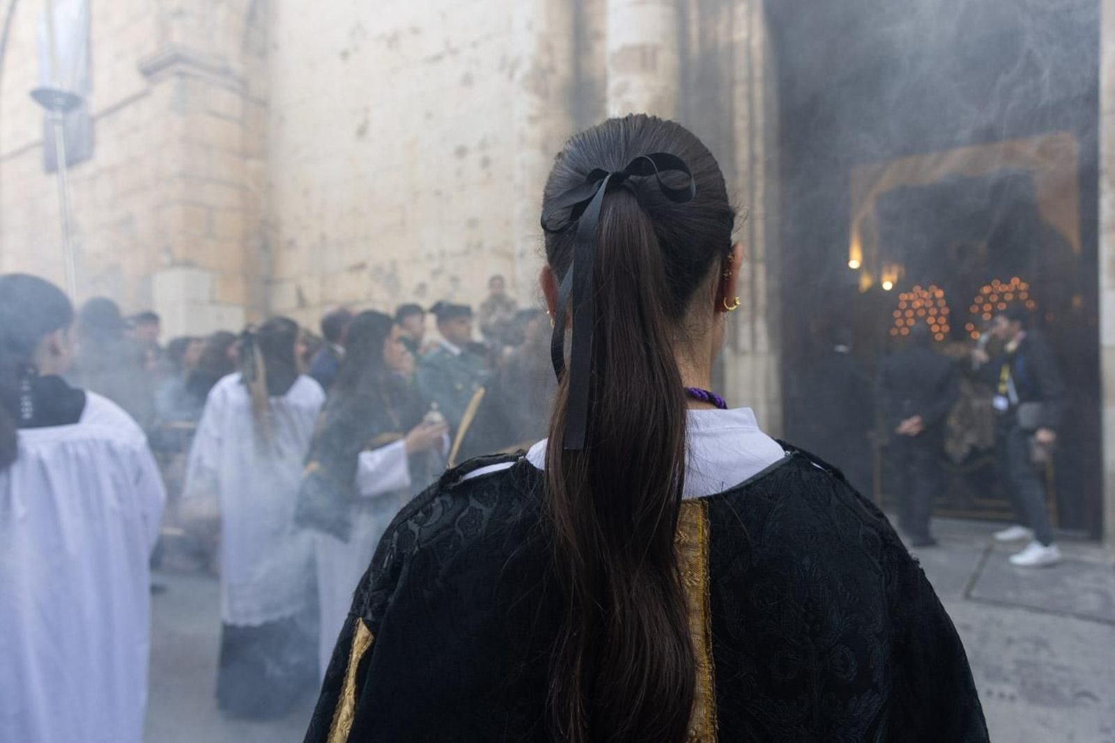 Las cofradías de la Vera Cruz, Expiración y Gran Poder lucen sus cortejos en la calle
