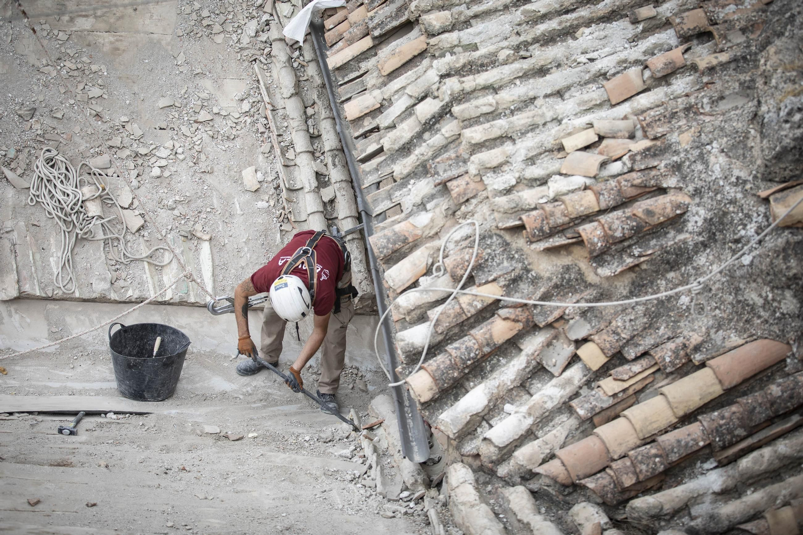 La restauración de la torre de la Catedral de Granada, desde dentro