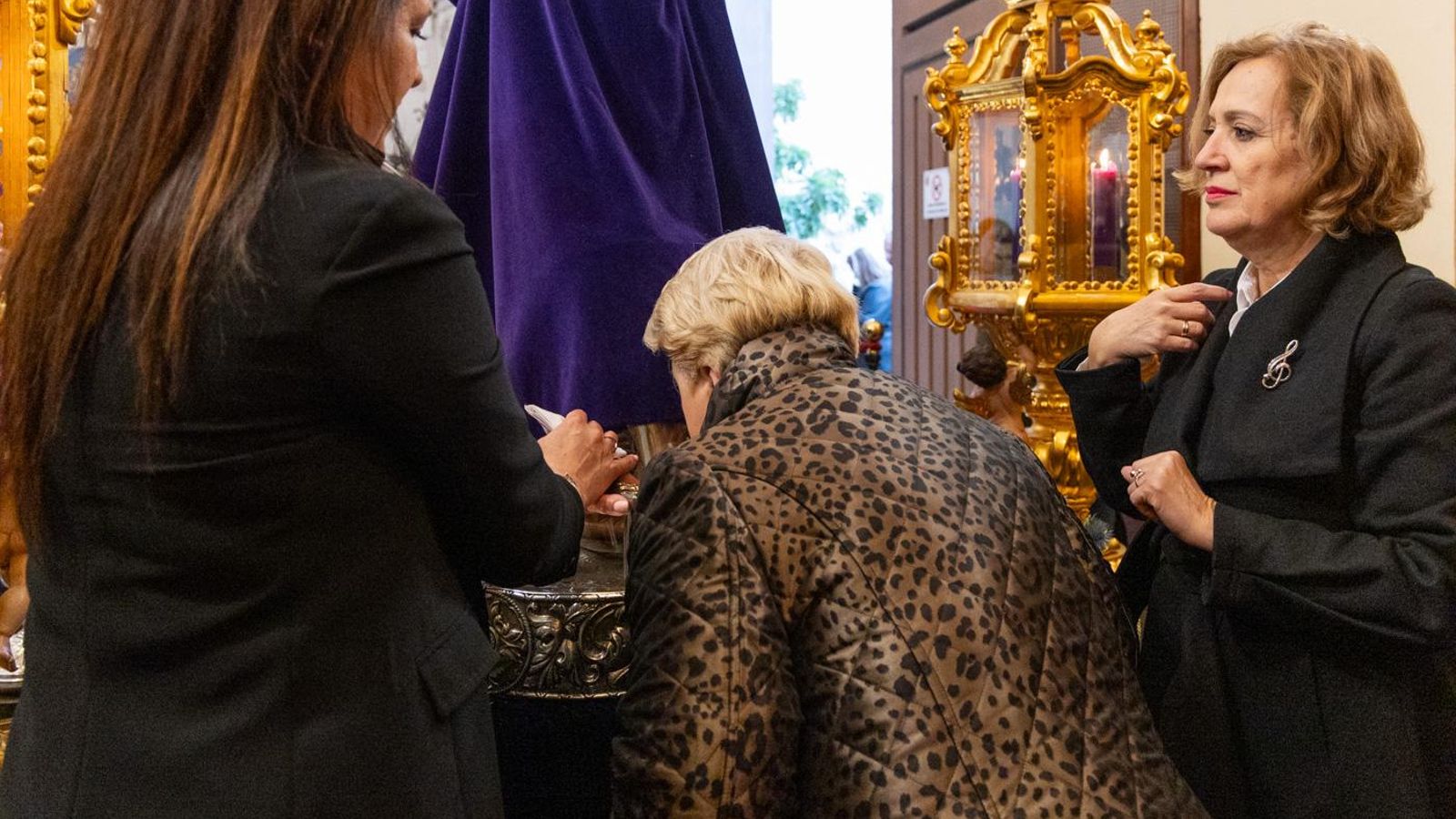 Segundo día del besapié de Nuestro Padre Jesús Nazareno