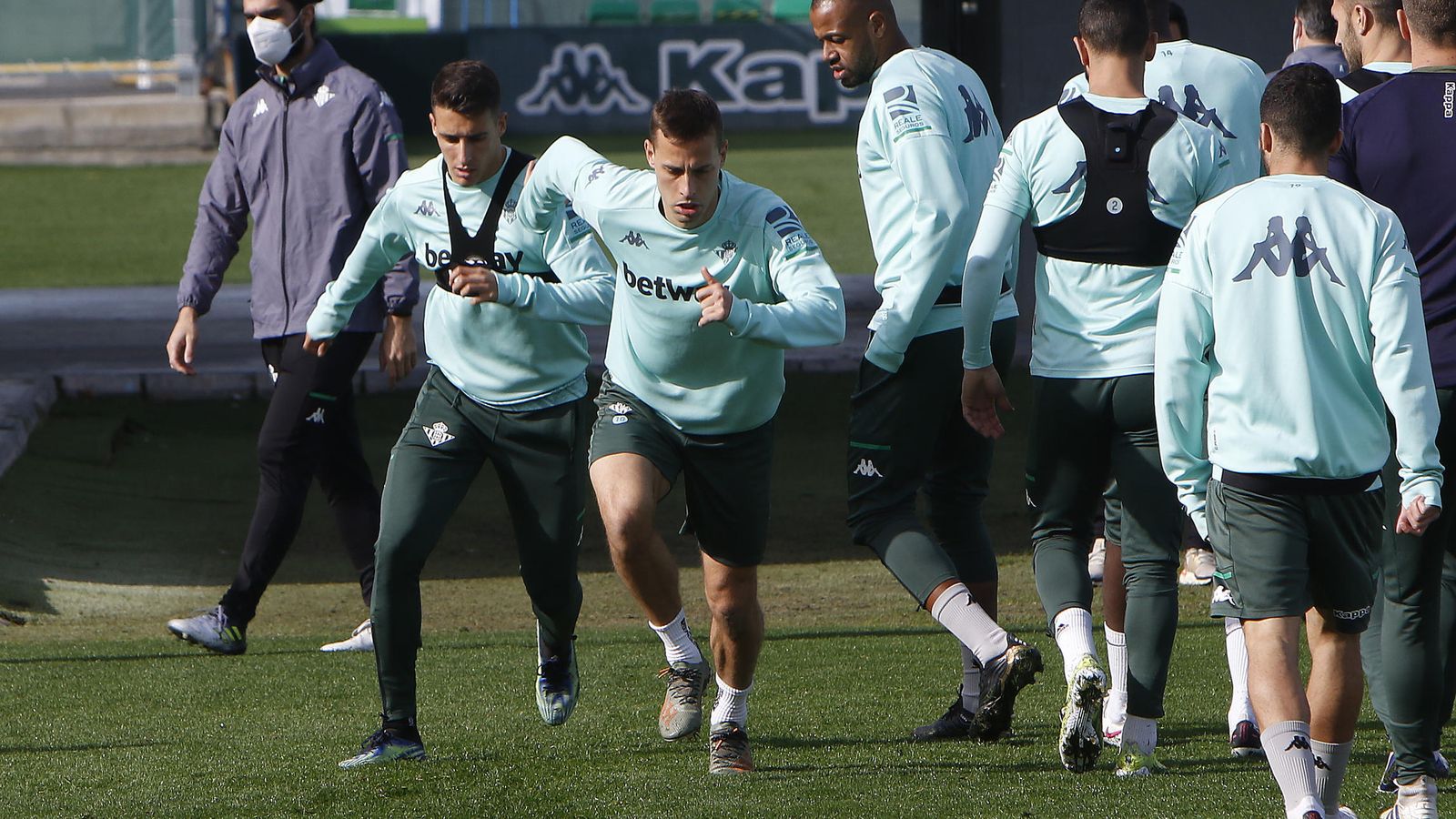 Sergio Canales, uno de los jugadores con más minutos, en un entrenamiento.