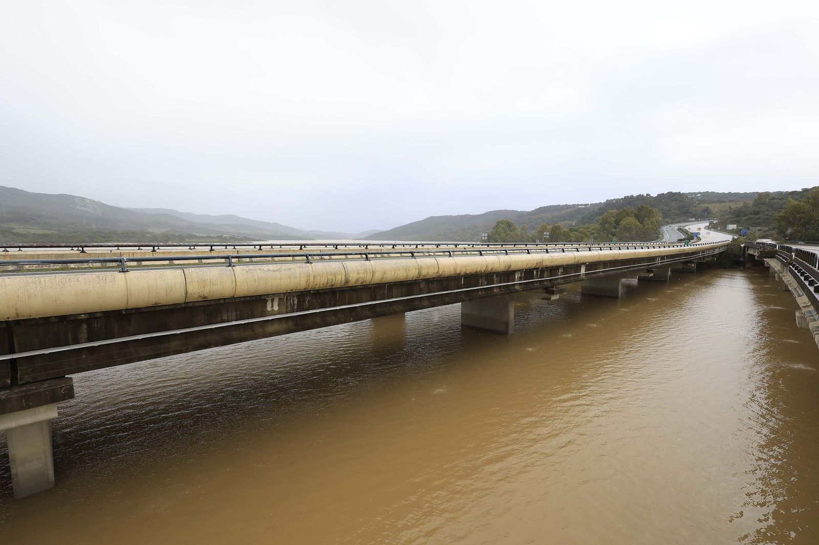 Así luce Charco Redondo: fotos del pantano casi lleno antes de la borrasca Leandro