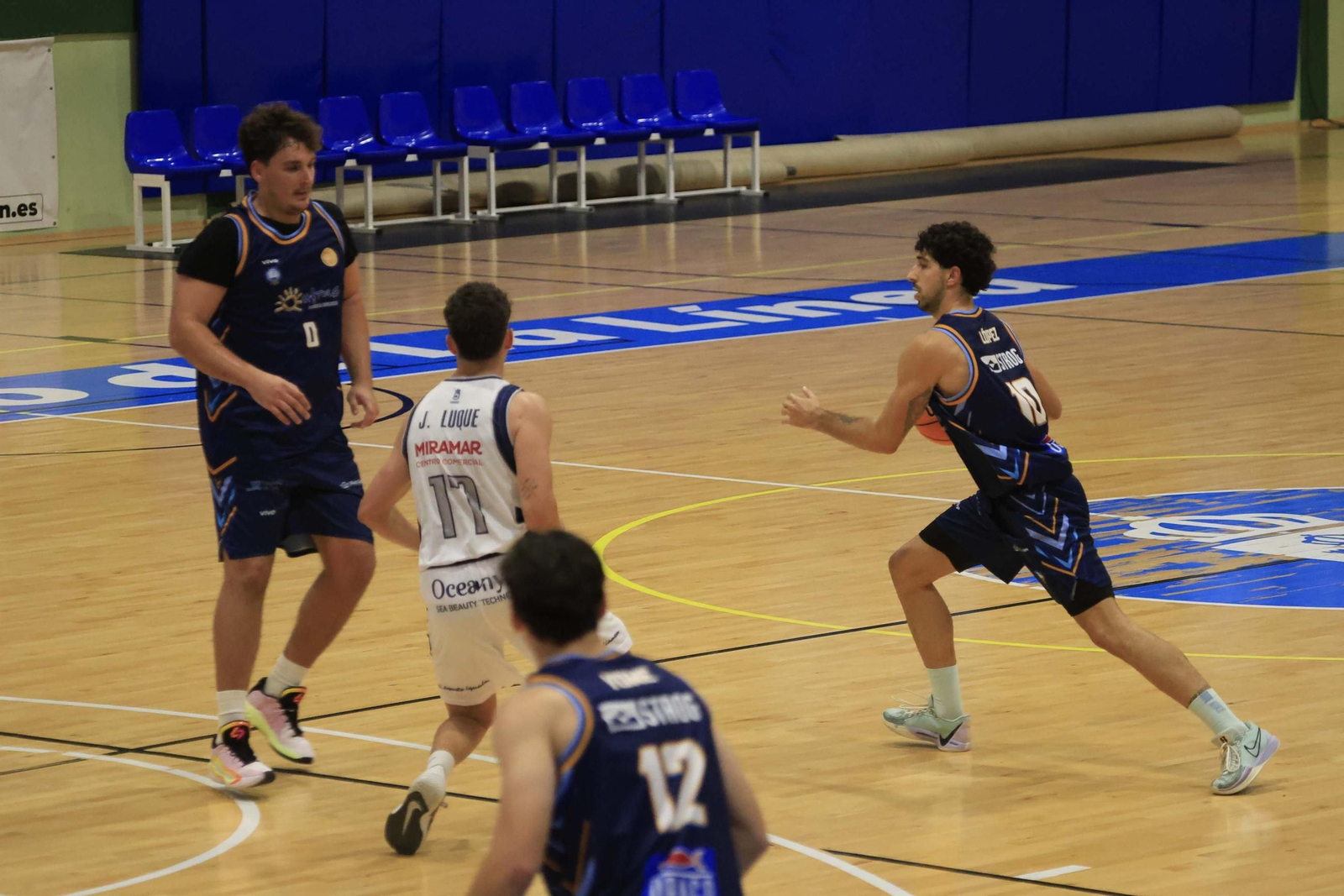 Las fotos del Unión Linense Baloncesto - CB Salliver Fuengirola de Tercera FEB