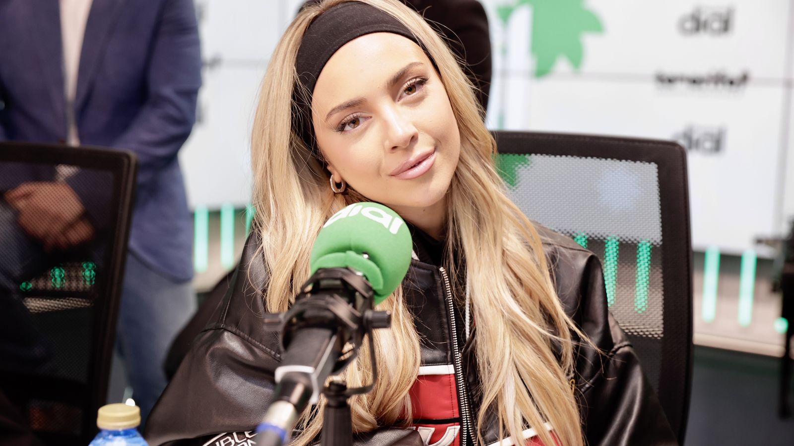 La malagueña Ana Mena en la presentación de la gala Dial