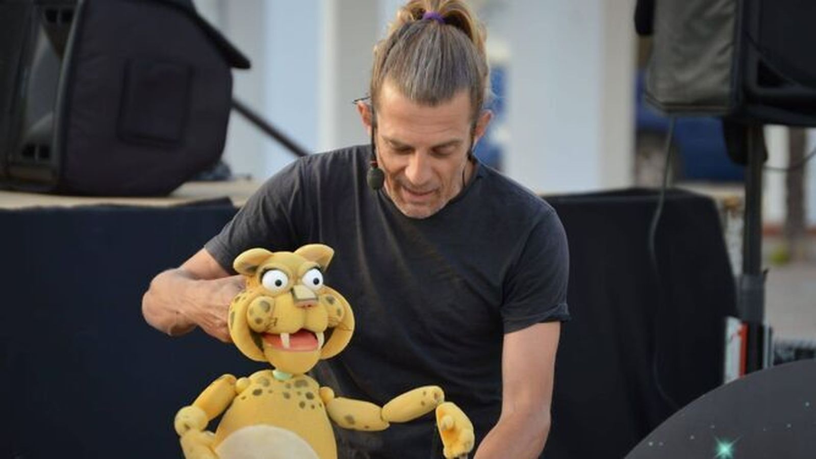 Representación de la compañía Pequeños Duendes.