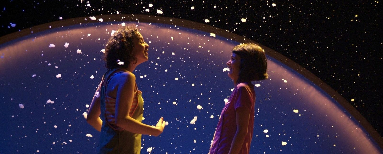 Las actrices protagonistas Manuela Rodríguez y Marisol López es una escena de 'Sol y Luna'.