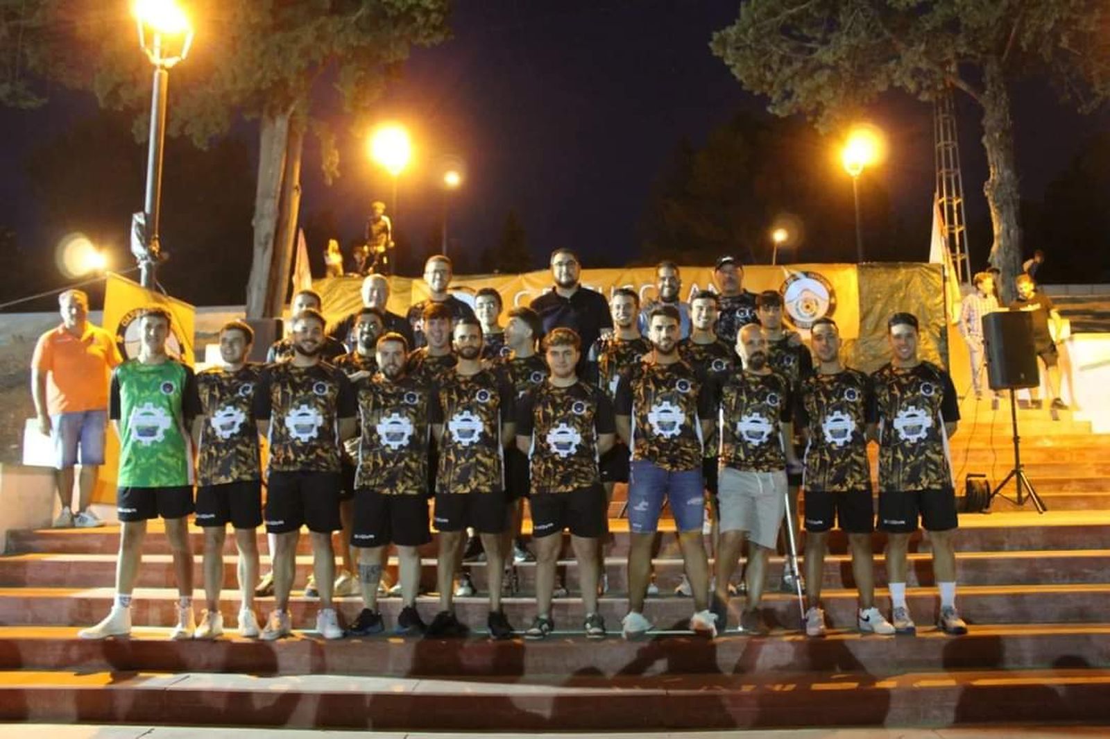 La familia naranja del Tuccitana Cultural Deportiva, en imágenes