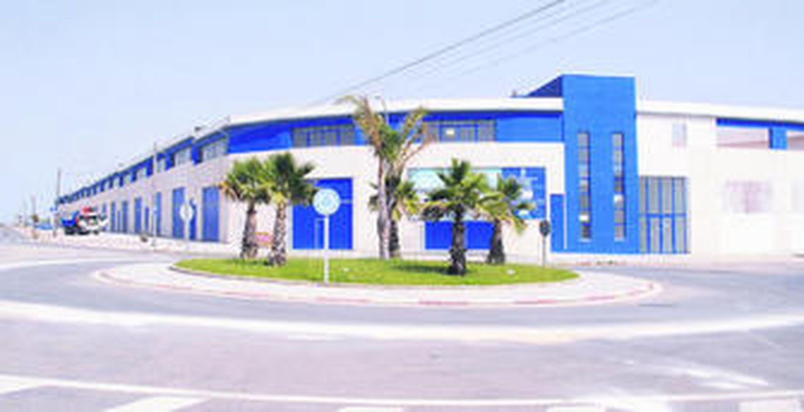 Imagen frontal del polígono Puente de Hierro, un ejemplo de tejido empresarial sin desarrollar.