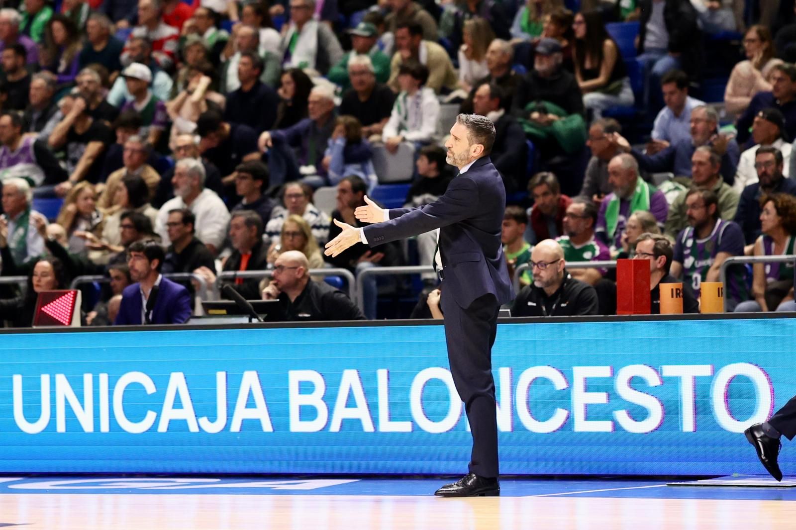 El Unicaja-Covirán Granada, en fotos