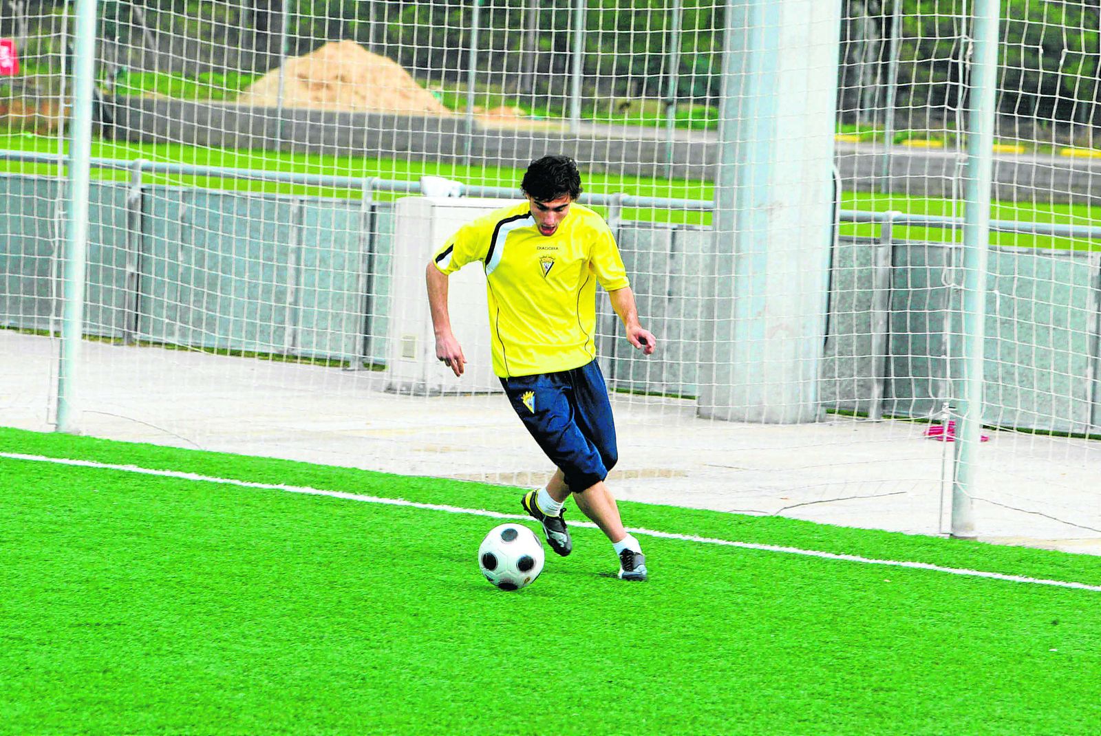 Javi Gallardo, en un entrenamiento con el Cádiz B en 2009.