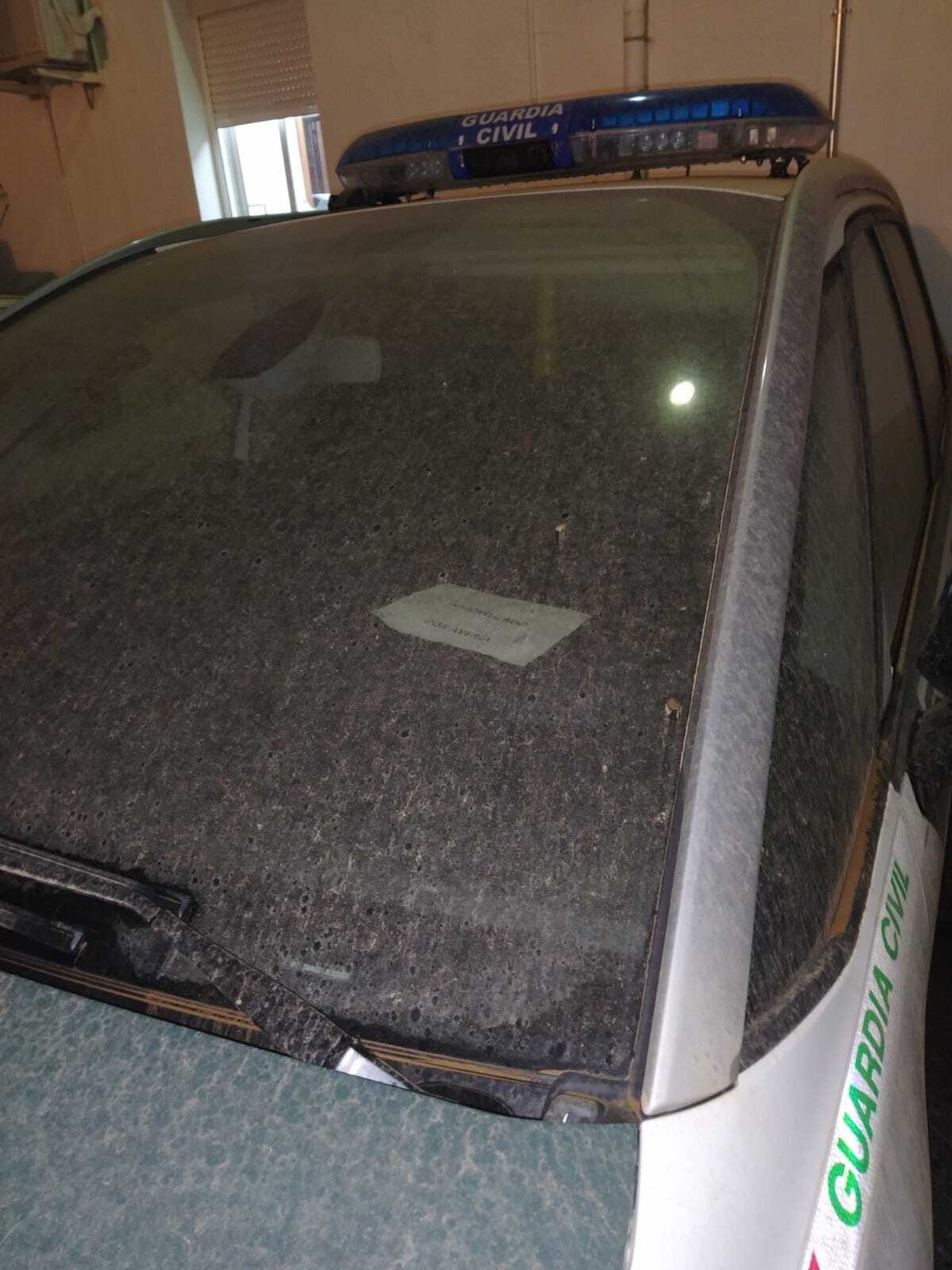 Uno de los vehículos de la Guardia Civil