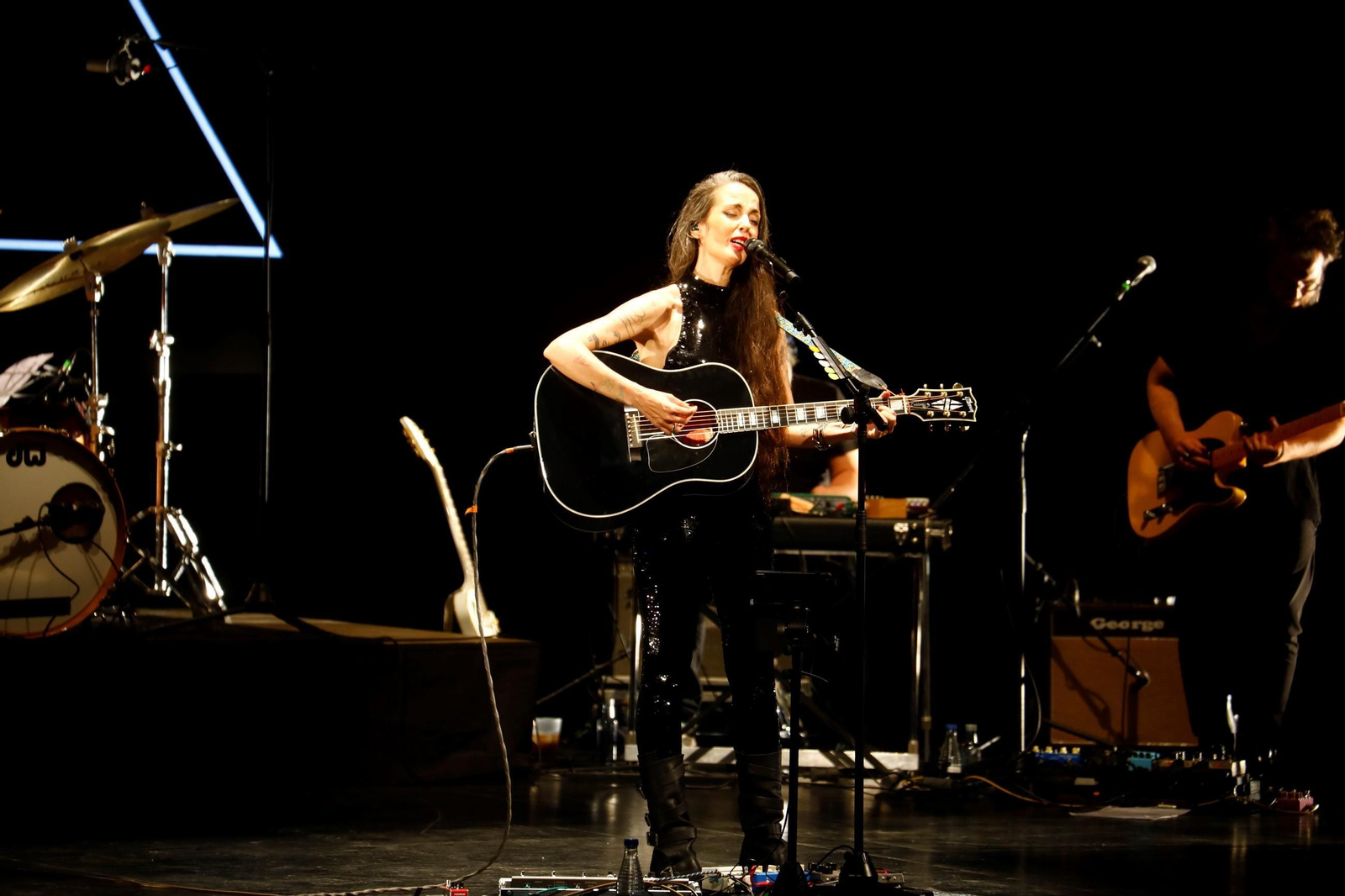 Las mejores imágenes del concierto de Vega en el Festival de la Guitarra de Córdoba