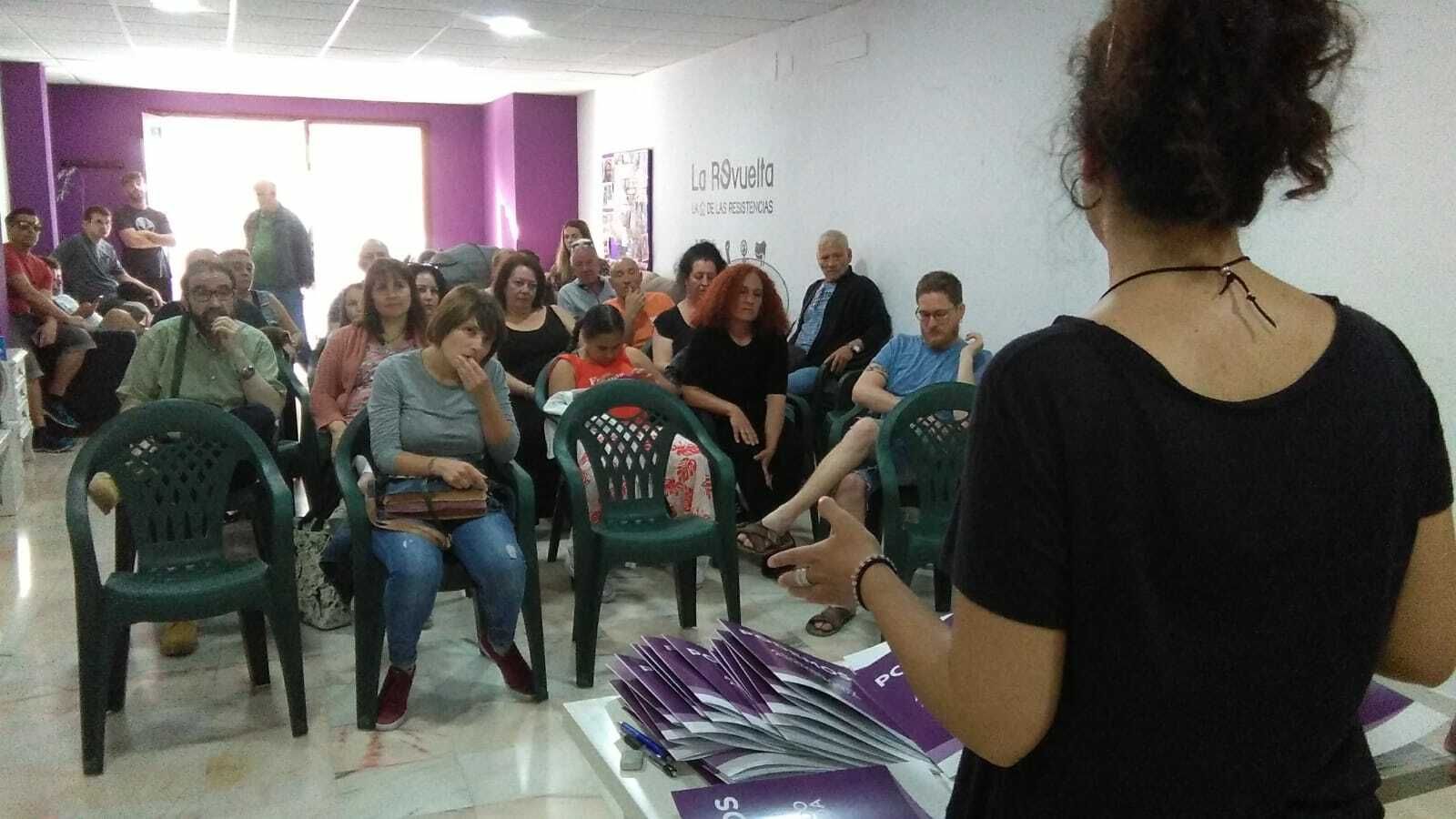 Reunión en Podemos para preparar el 26-M.