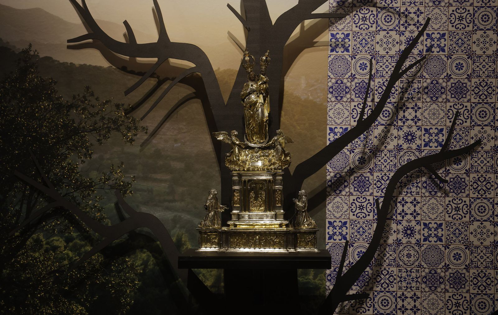 'Sanctus', la exposición del Santo Entierro de Sevilla, en imágenes