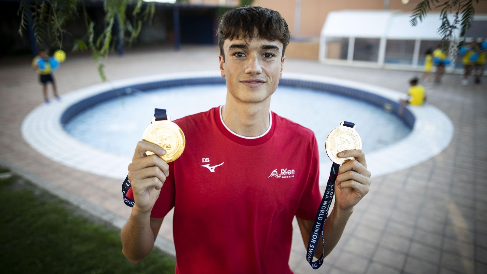 El nadador granadino ya se encuentra en Málaga para iniciar la nueva temporada.