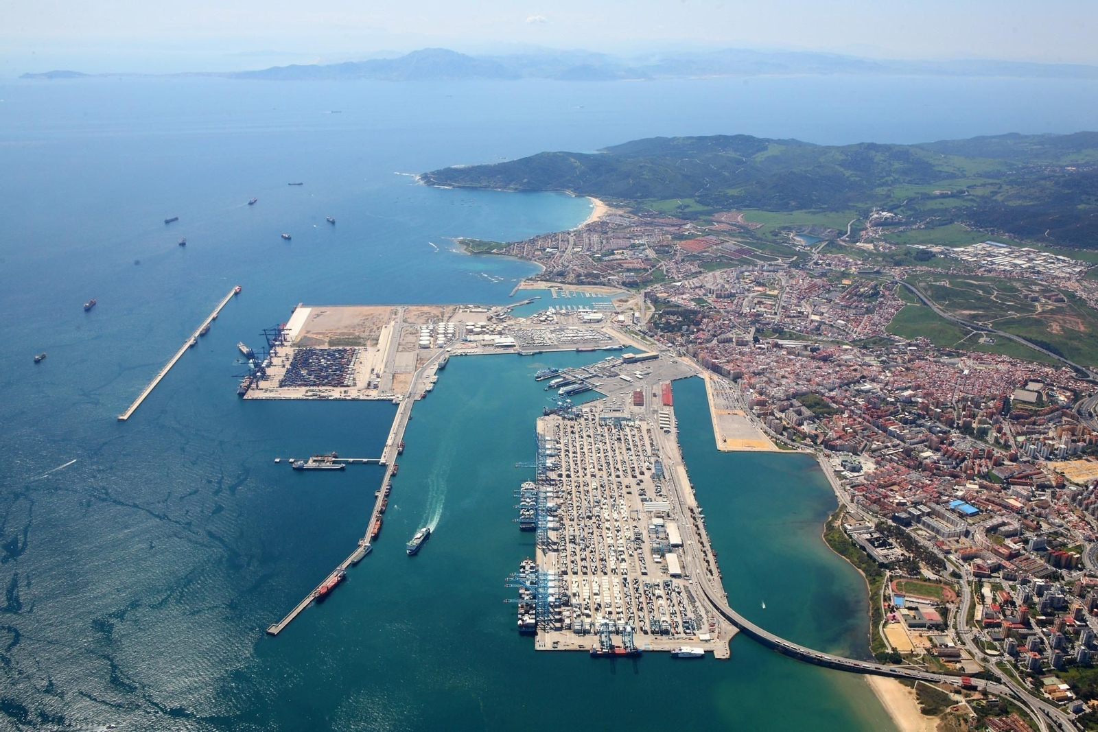 Vista aérea del Puerto de Algeciras.