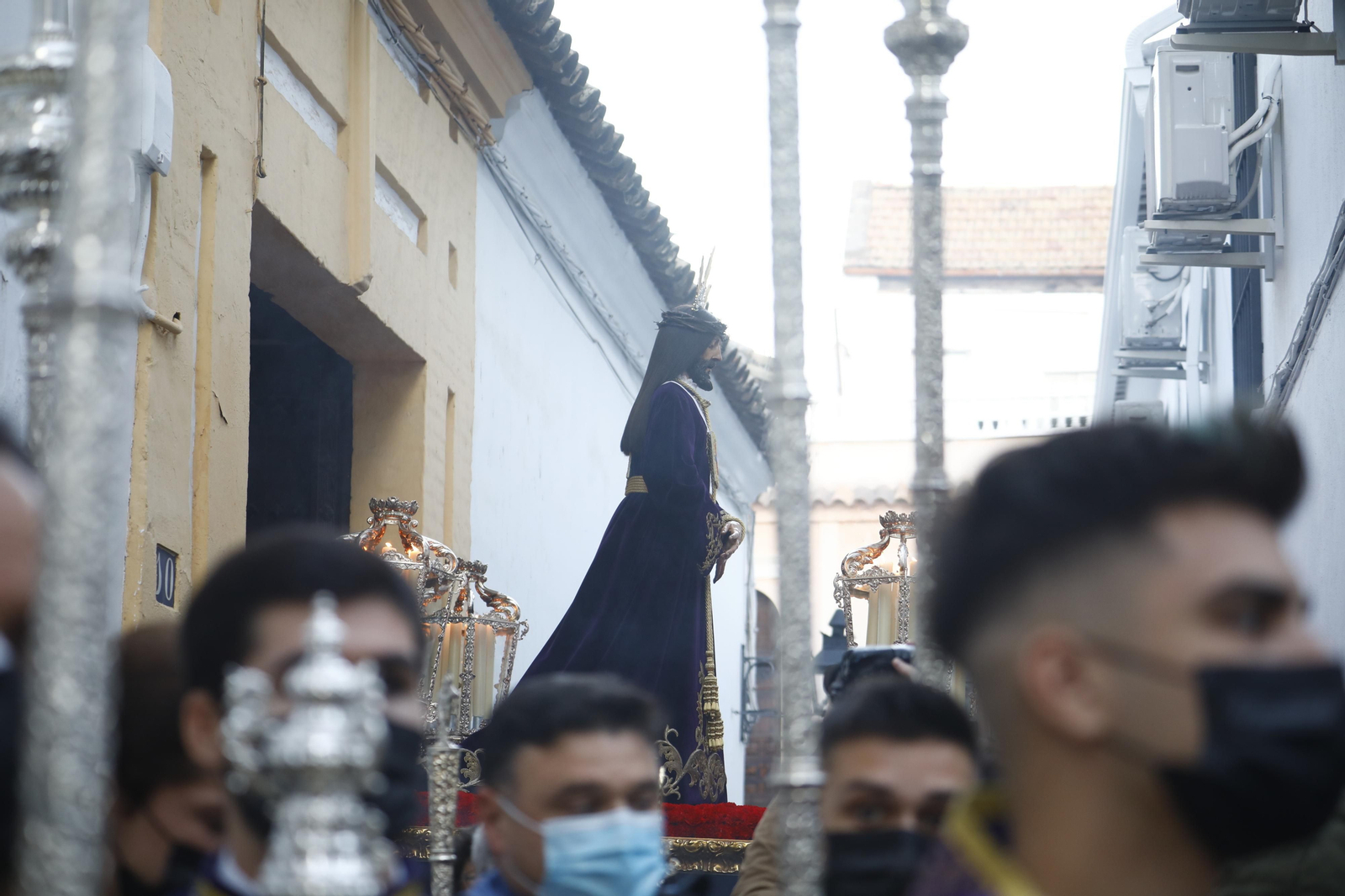 El traslado de Nuestro Padre Jesús Nazareno Rescatado, en imágenes