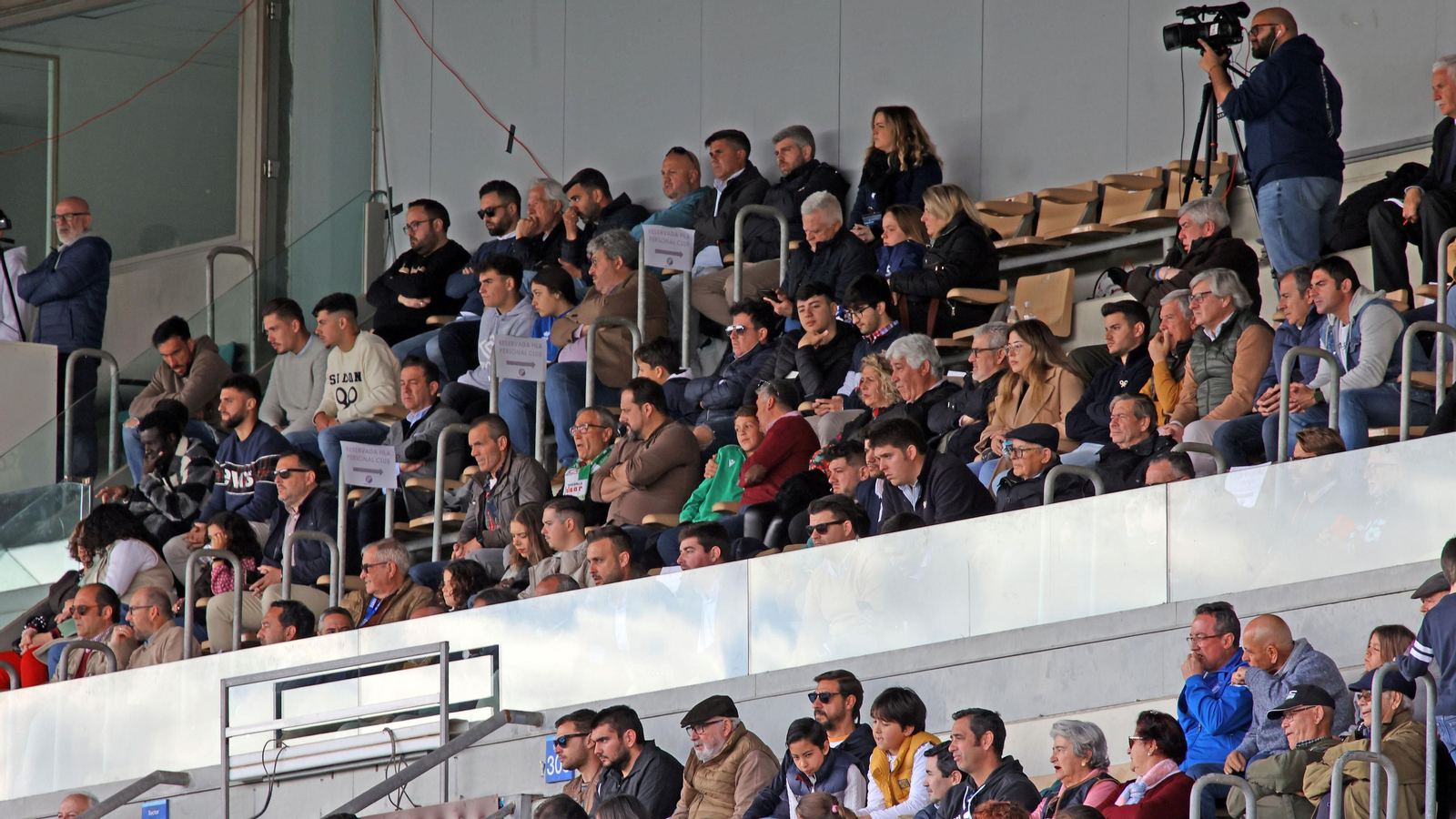 Búscate en el partido Xerez DFC - Atlético Sanluqueño en Chapín