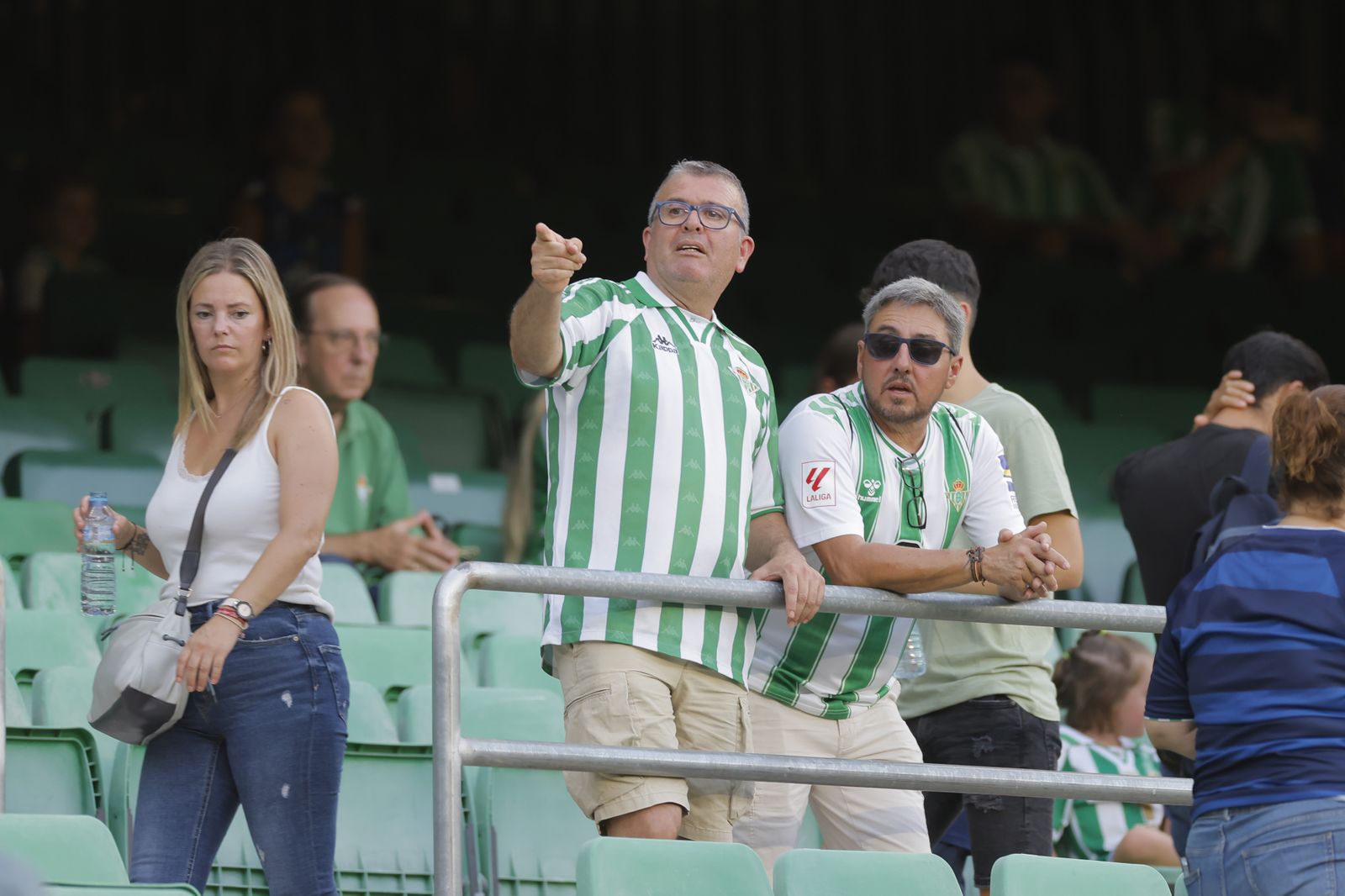 Búscate en las fotos del Betis-Atlético de Madrid