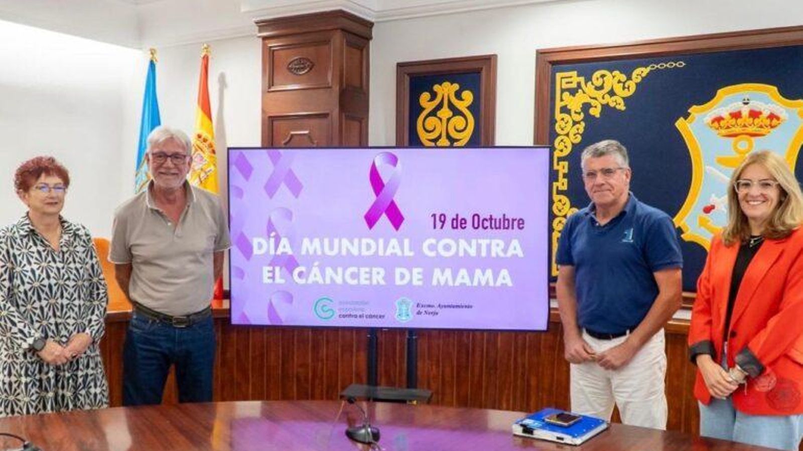Nerja presenta las actividades contra el cáncer de mama Nerja presenta las actividades contra el cáncer de mama