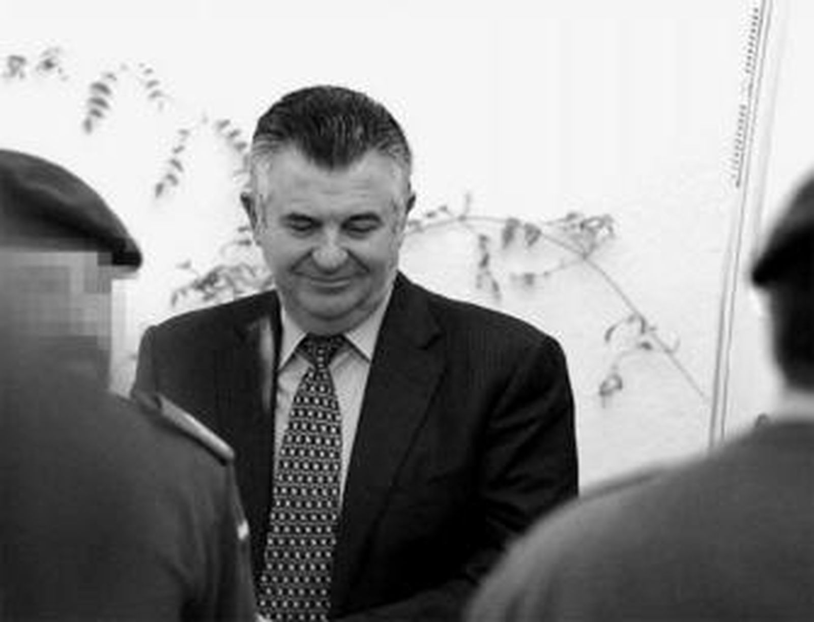 Roca intenta reunir la fianza de un millón de euros para salir de la cárcel de Albolote.