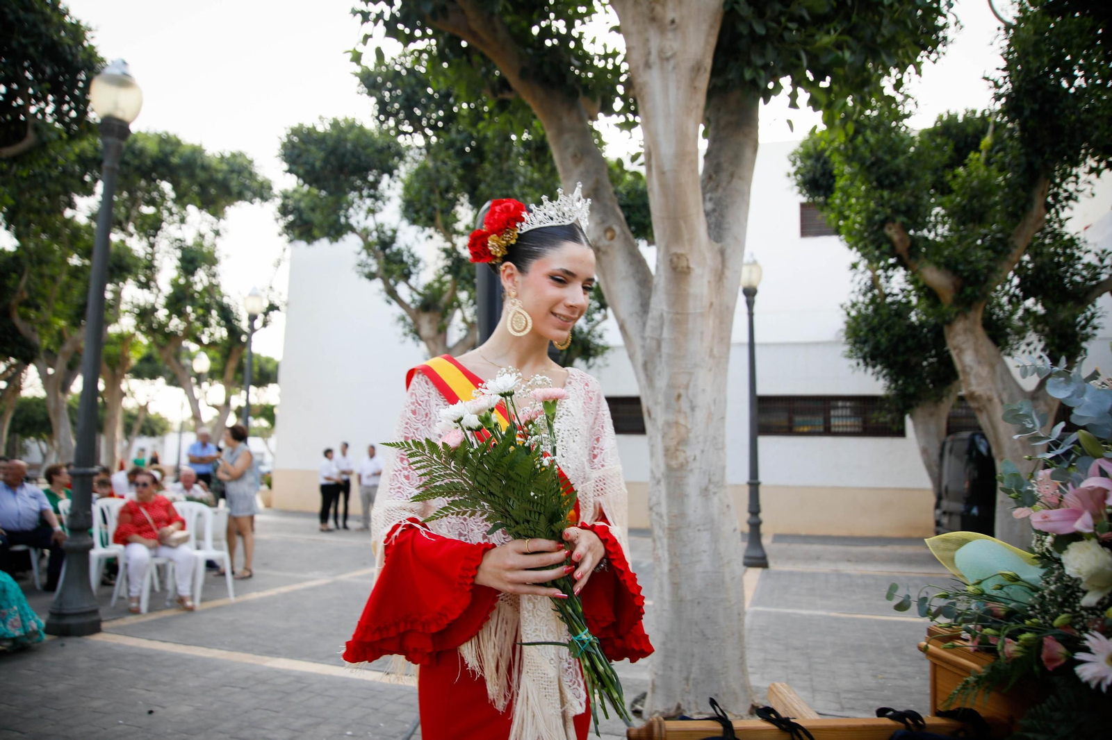 Ofrenda floral y misa durante la última jornada de las fiestas de Campohermoso Ofrenda floral y misa durante la última jornada de las fiestas de Campohermoso