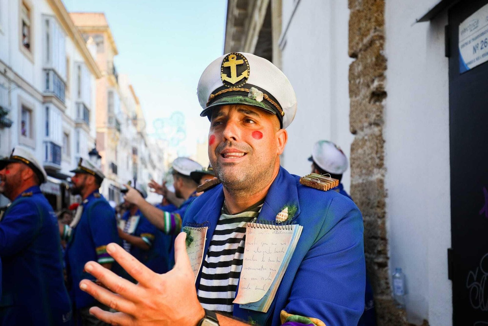 Las mejores imágenes del sábado de Carnaval en Cádiz