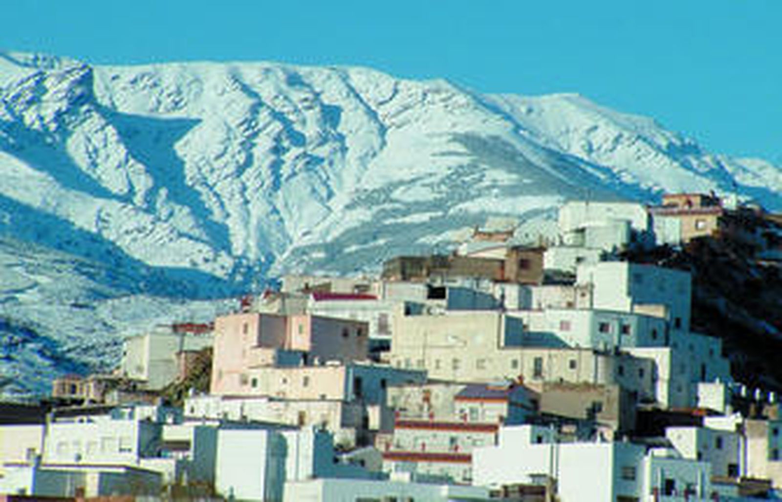 puerta rural de Sierra NevadaAbla y Abrucena,