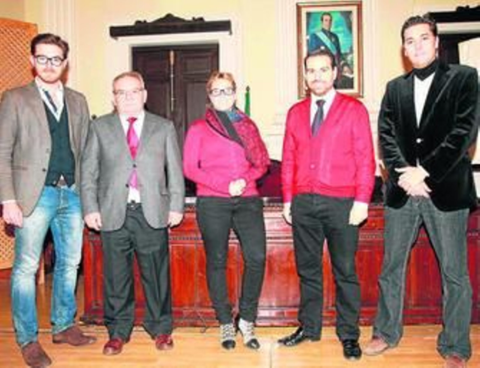 Guillermo Quero, Rafael Ibáñez, Rosa López, Joaquín Rubio y Miguel Fernández, ayer en el IES Padre Suárez.