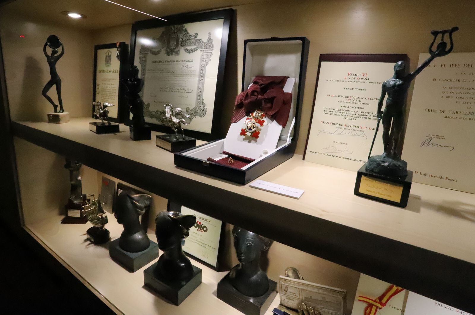 El Centro de Comunicación "Jesús Hermida" abre sus puertas, en imágenes