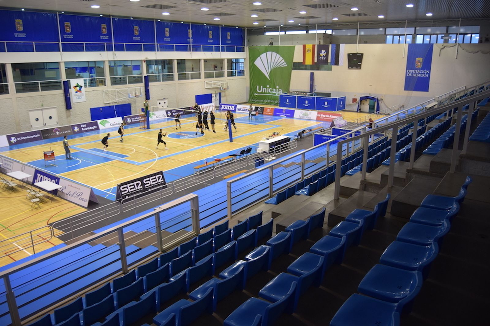 Unicaja crea una reserva de los Abonos 2020-2021