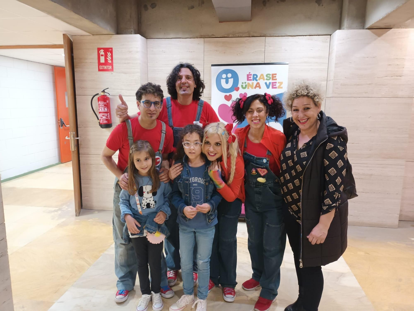 La Agrupación Musical CantaJuego y Amor.