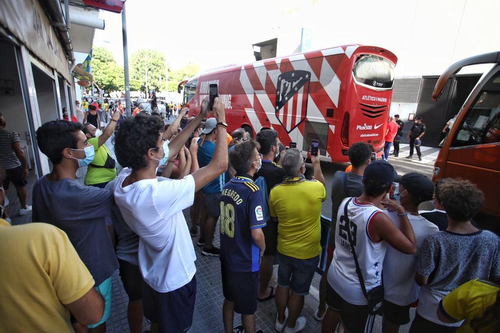 La vuelta del público al estadio en el Trofeo Carranza, en imágenes