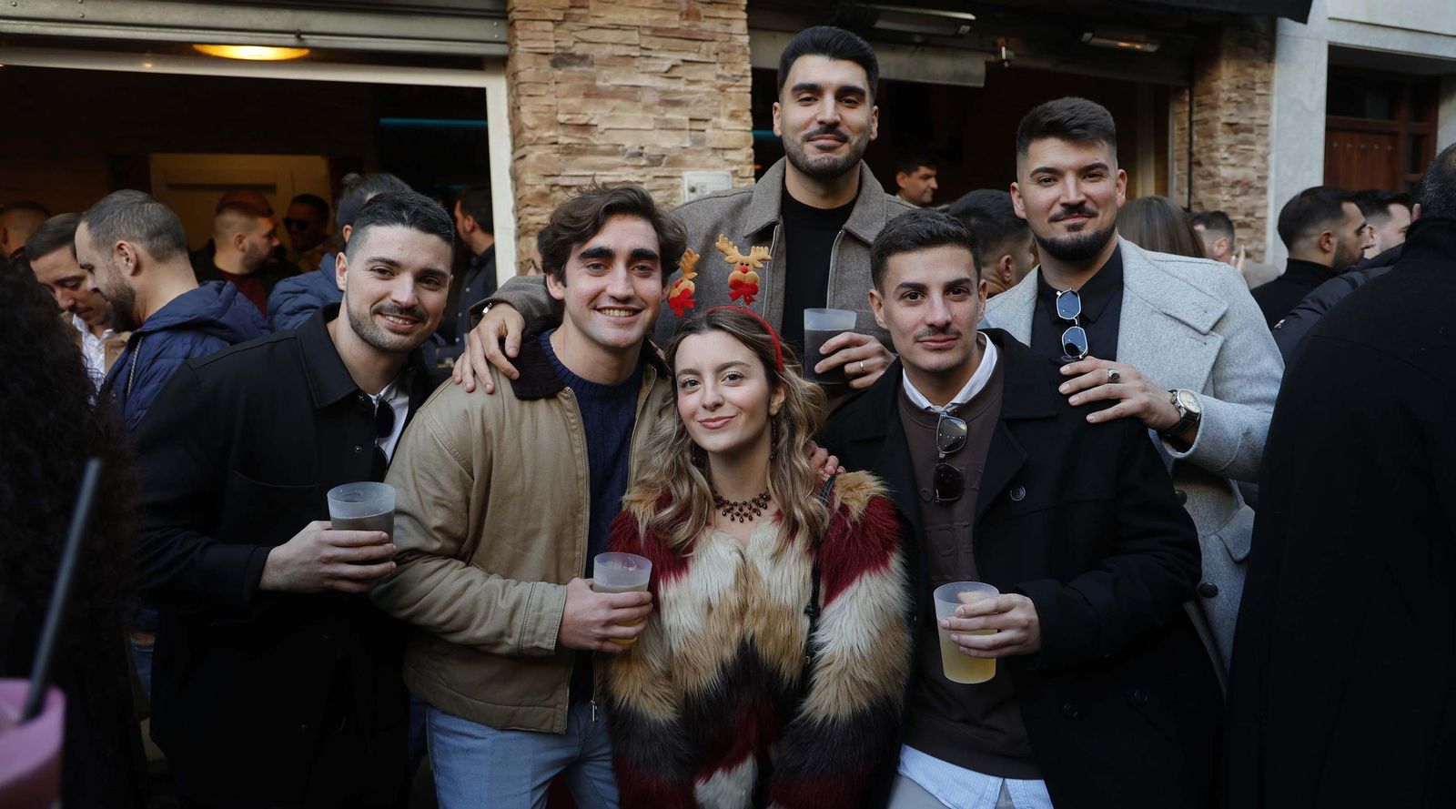 Búscate en las fotos de la celebración del 24 de diciembre en La Línea