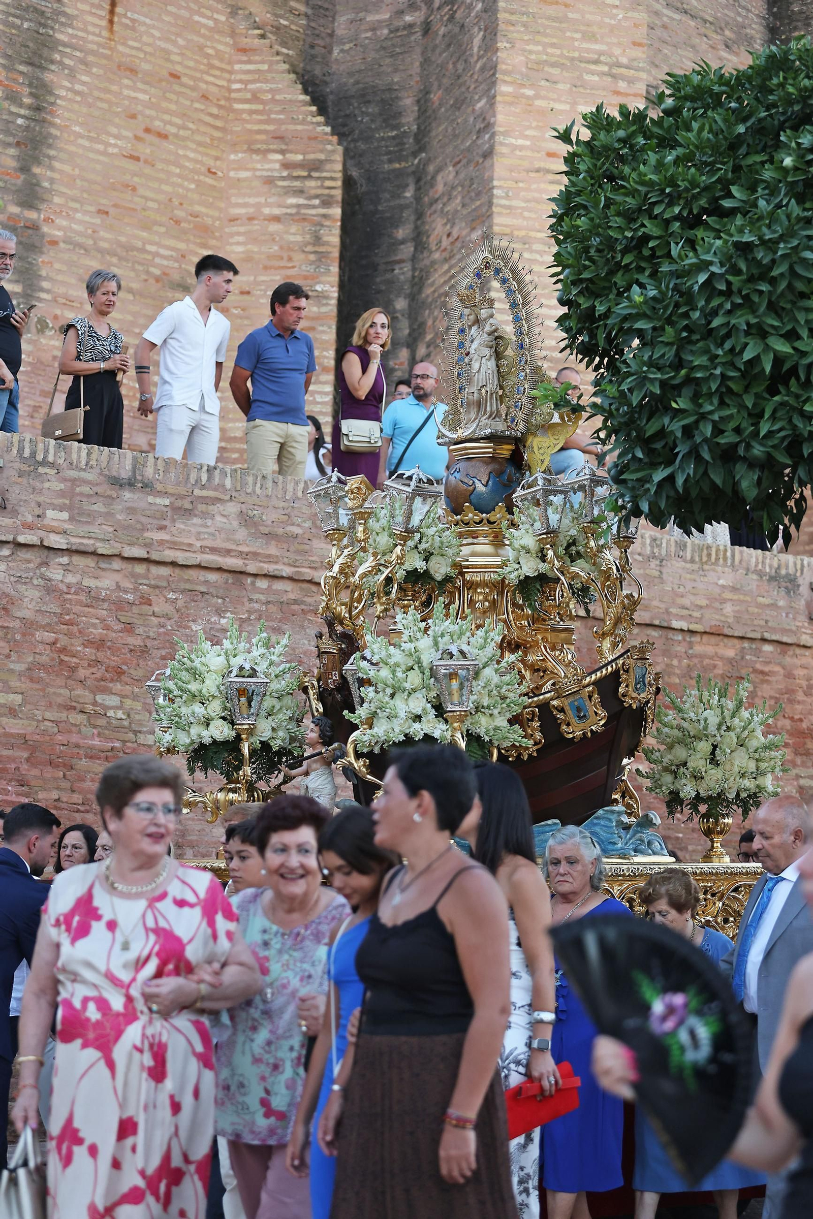 Imágenes de la procesión de Nuestra Señora de los Milagros en Palos de la Frontera Imágenes de la procesión de Nuestra Señora de los Milagros en Palos de la Frontera