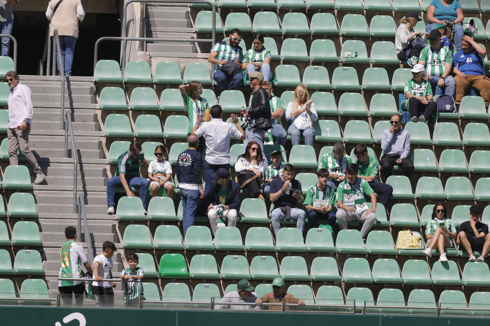 Búscate en las fotos del Betis-Mallorca