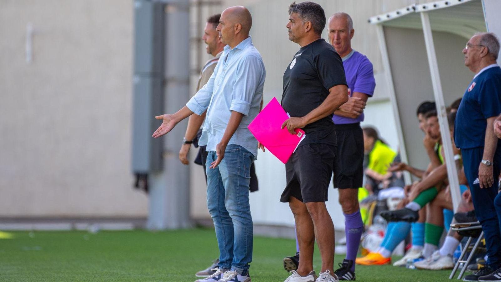 El guadiareño Juanjo Bezares, segundo entrenador del Lincoln