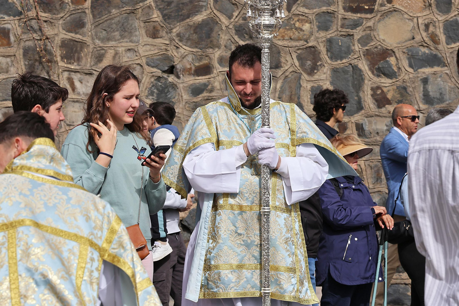 Imágenes de El Resucitado por el barrio de La Hispanidad