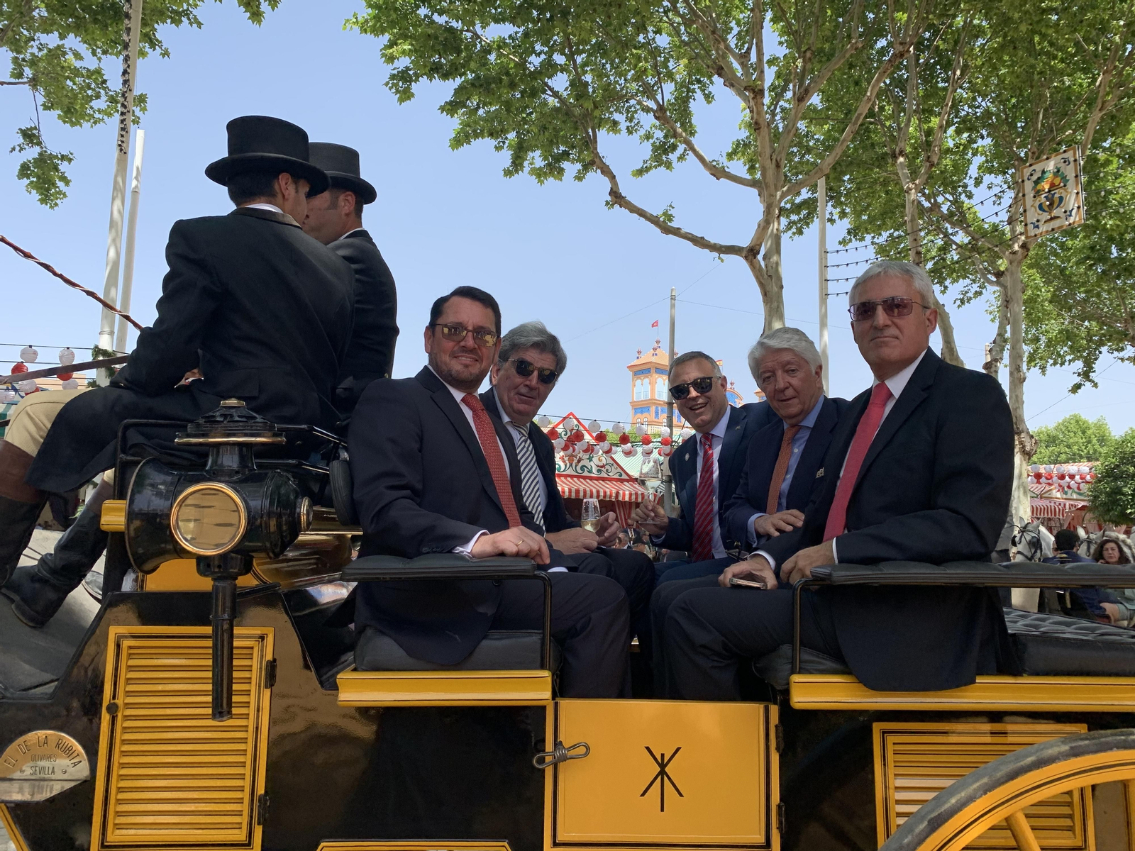 La cúpula de McDonald's España, de paseo por la Feria