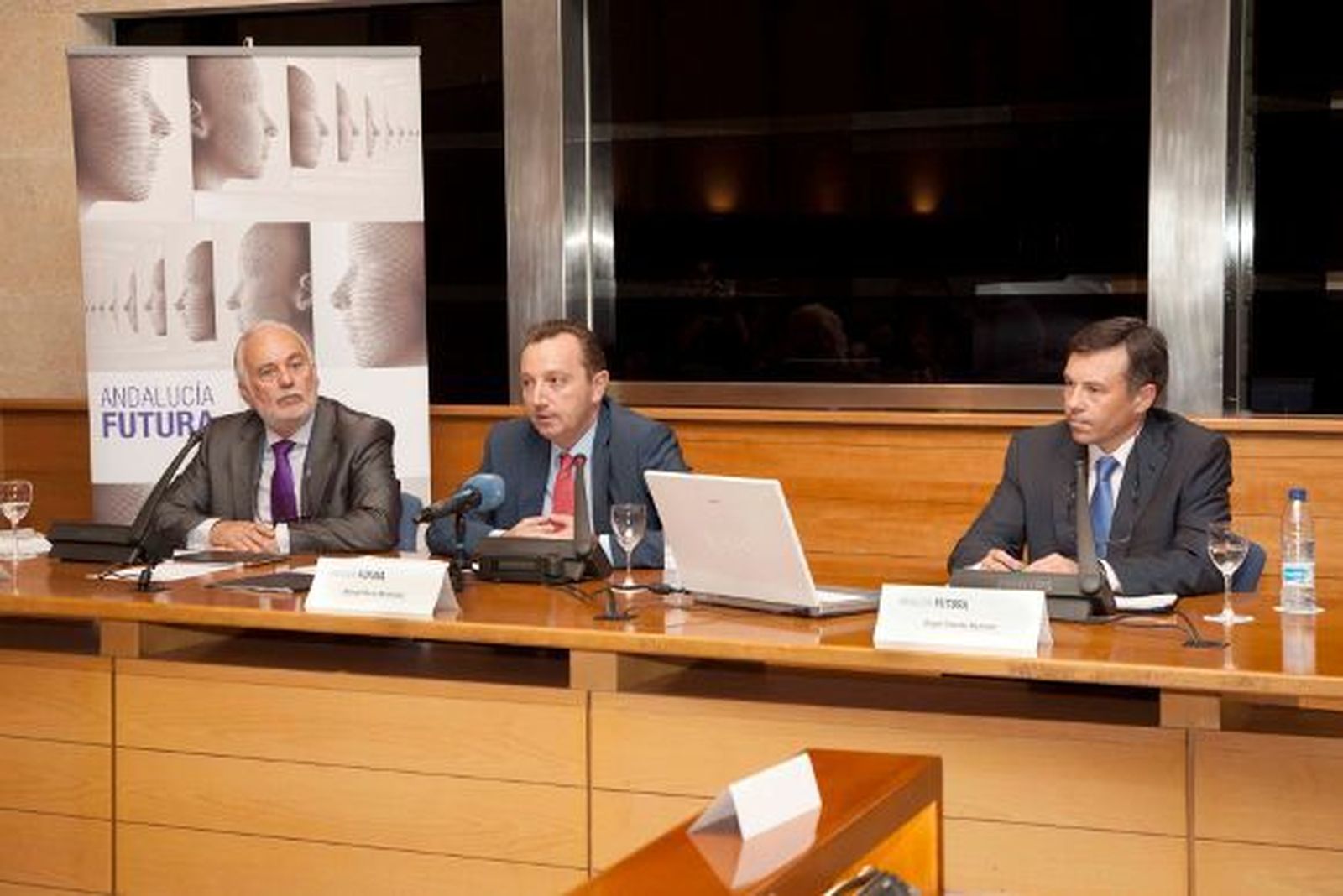 Capacidad de aprendizaje y compromiso laboral, las cualidades más valoradas por las empresas