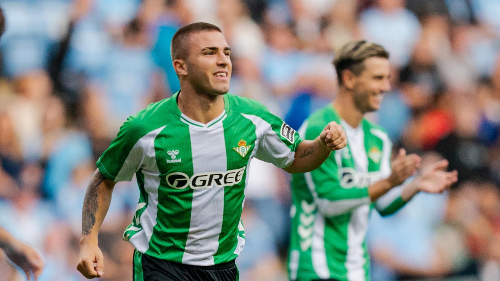 Pablo García tras anotar su gol ante el Coventry