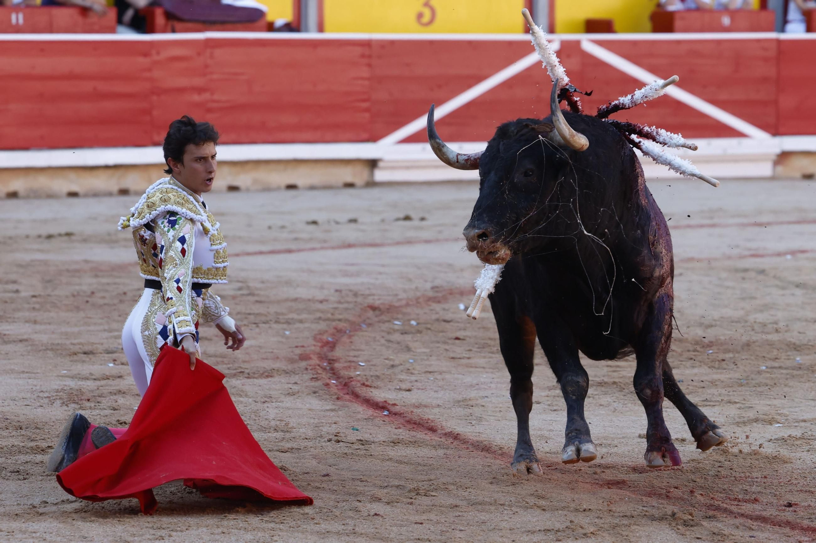 Las imágenes de la Puerta Grande en Pamplona