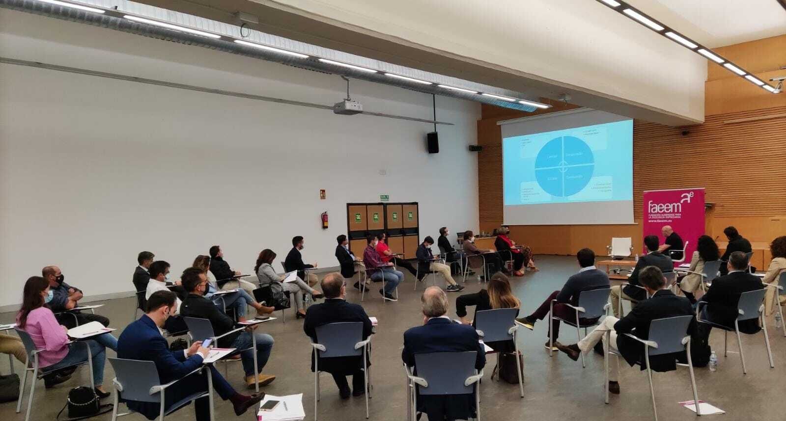 Primera sesión de esta sexta edición con Jesús Alonso Gallo.