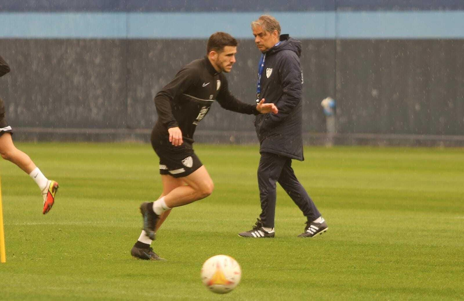 Galería: Adrián López y un cielo anaranjado sobre el Anexo