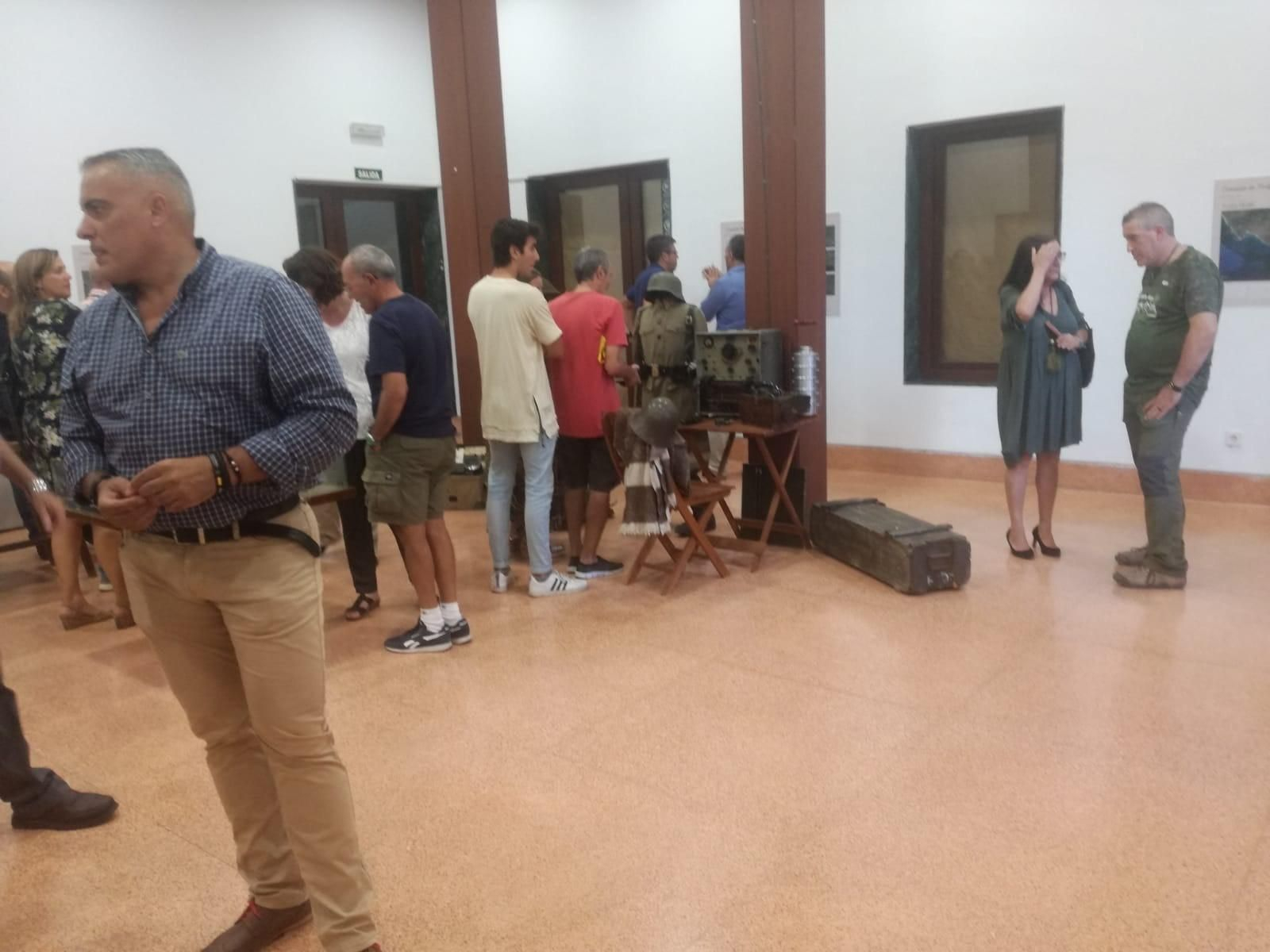 La inauguración de la exposición sobre los búnkeres